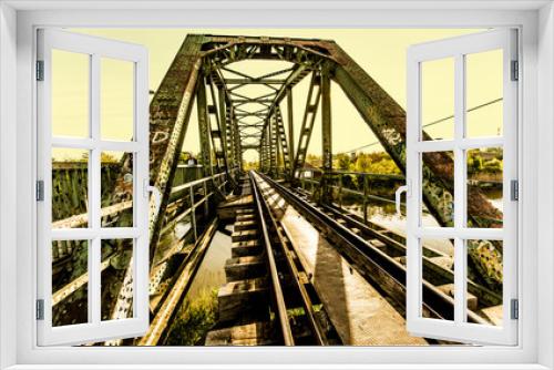 Fototapeta Naklejka Na Ścianę Okno 3D - Railroad iron bridge