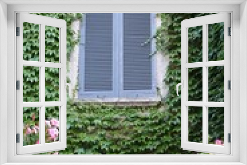 Fototapeta Naklejka Na Ścianę Okno 3D - Typical house facade in Varenna, Lombardy  Italy 