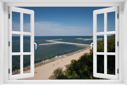 Fototapeta Naklejka Na Ścianę Okno 3D - Widok na plażę z klifu w Jarosławcu