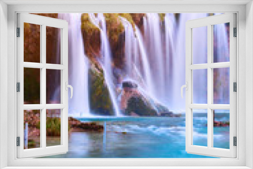 Fototapeta Naklejka Na Ścianę Okno 3D - Plitvice lakes with beautiful colors and magnificent views of the waterfalls