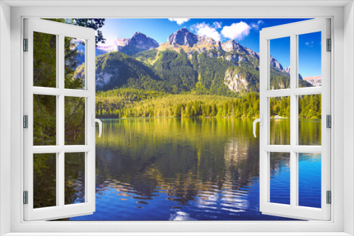 Fototapeta Naklejka Na Ścianę Okno 3D - Il lago di Tovel nel Parco Adamello