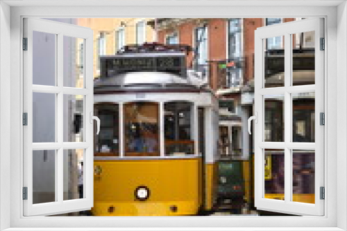 Fototapeta Naklejka Na Ścianę Okno 3D - Lisbon Tram