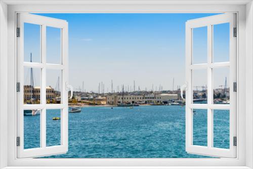 Fototapeta Naklejka Na Ścianę Okno 3D - Traditional boats at Valletta Harbor in Malta