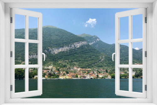 Fototapeta Naklejka Na Ścianę Okno 3D - Azzano town Italy