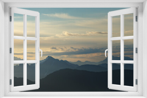 Fototapeta Naklejka Na Ścianę Okno 3D - Daybreak Over Mountains Panorama
