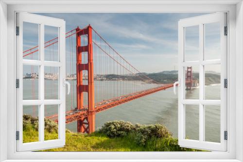 Fototapeta Naklejka Na Ścianę Okno 3D - Golden Gate Bridge with a view of San Francisco