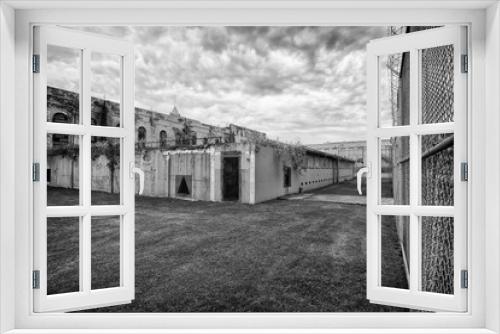 Fototapeta Naklejka Na Ścianę Okno 3D - Am old and closed down prison