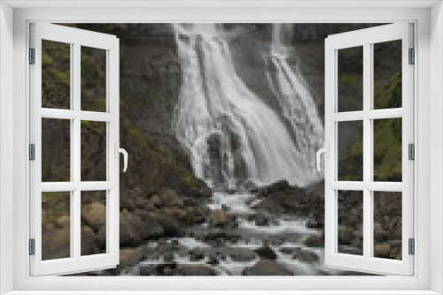 Fototapeta Naklejka Na Ścianę Okno 3D - Icelandic Waterfall long exposure
