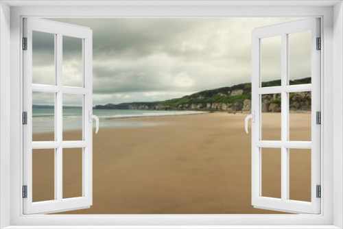 Fototapeta Naklejka Na Ścianę Okno 3D - North coastline and white sandy beach,Northern Ireland