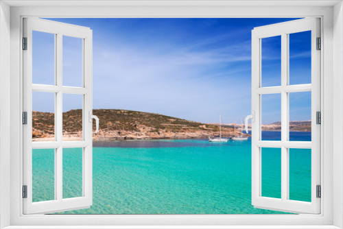 Fototapeta Naklejka Na Ścianę Okno 3D - The Blue Lagoon on Comino Island, Malta Gozo