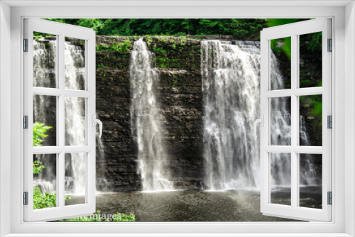 Fototapeta Naklejka Na Ścianę Okno 3D - salmon river waterfall 