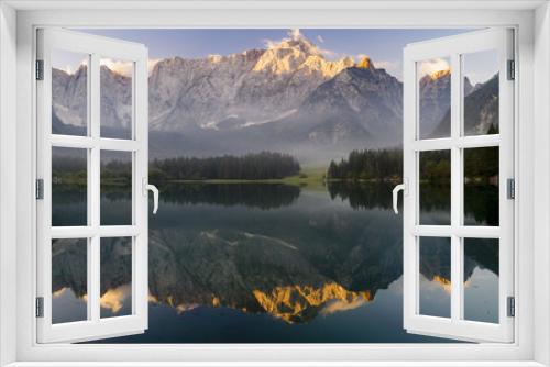 Fototapeta Naklejka Na Ścianę Okno 3D - Beautiful mountain lake Laghi Di Fusine in the morning