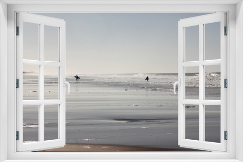 Fototapeta Naklejka Na Ścianę Okno 3D - Surfeurs et vagues