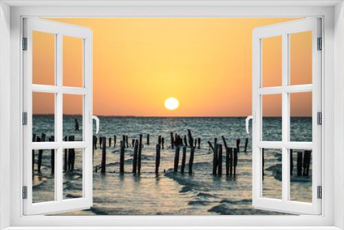 Fototapeta Naklejka Na Ścianę Okno 3D - Sunset on Beach Shore