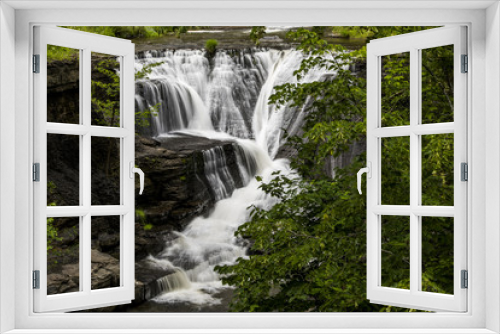 Fototapeta Naklejka Na Ścianę Okno 3D - Scenic Waterfall - Mine Kill Falls - Catskill Mountains - New York