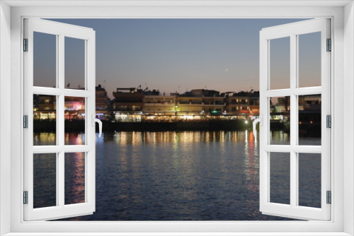 Fototapeta Naklejka Na Ścianę Okno 3D - Херсониссос , остров Крит, Греция, вид с моря, ночная съёмка