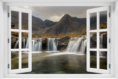 Fototapeta Naklejka Na Ścianę Okno 3D - The Fairy Pools on the isle of Skye in Scotland.