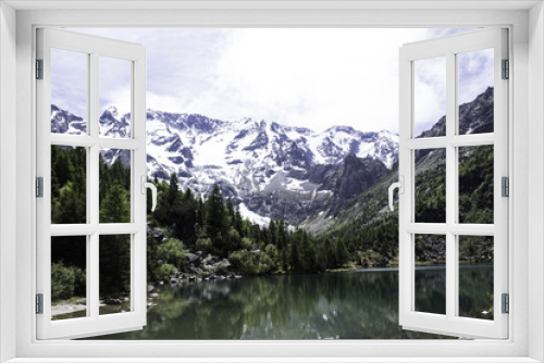 Fototapeta Naklejka Na Ścianę Okno 3D - Lake Aviolo