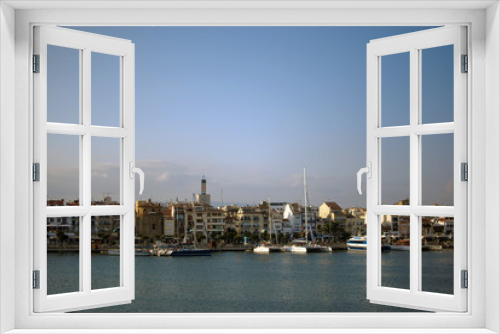 Fototapeta Naklejka Na Ścianę Okno 3D - Puerto de Cambrils