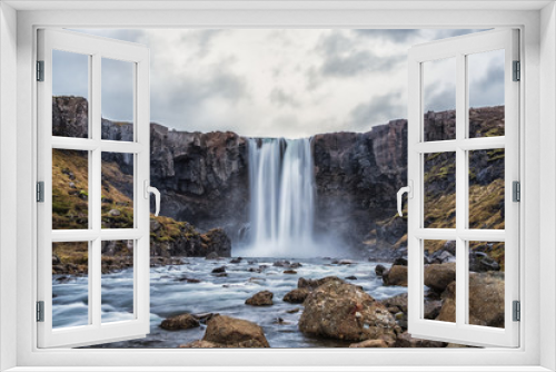 Fototapeta Naklejka Na Ścianę Okno 3D - Cascada Seidisjordur