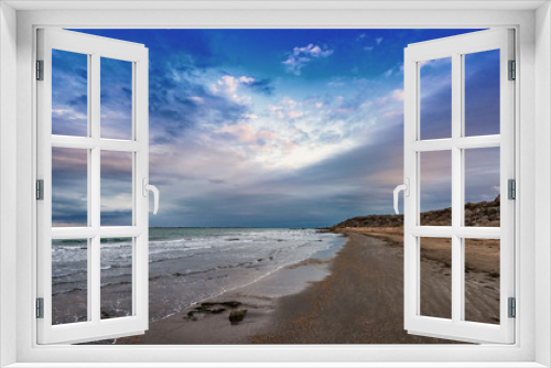 Fototapeta Naklejka Na Ścianę Okno 3D - Dramatic beautiful seascape