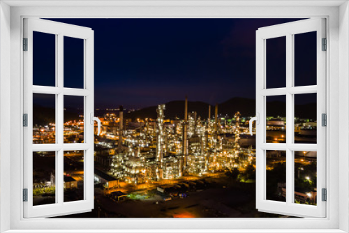 Fototapeta Naklejka Na Ścianę Okno 3D - Oil refinery industry at night