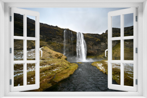 Fototapeta Naklejka Na Ścianę Okno 3D - SelJalandsfoss