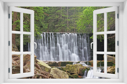 Fototapeta Naklejka Na Ścianę Okno 3D - Dziki wodospad na Łomnicy