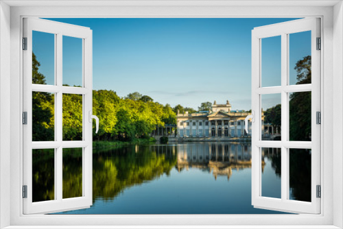 Fototapeta Naklejka Na Ścianę Okno 3D - Royal Palace on the Water in Lazienki Park in Warsaw, Poland