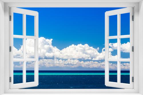 Fototapeta Naklejka Na Ścianę Okno 3D - Beautiful sea in a summer day in Italy