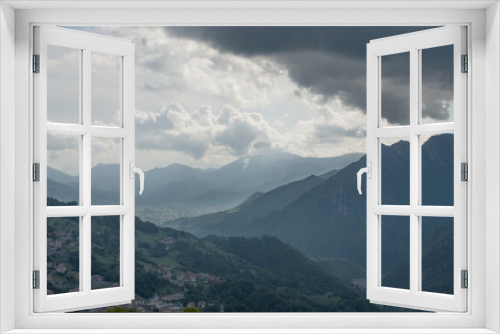 Fototapeta Naklejka Na Ścianę Okno 3D - temporale in montagna
