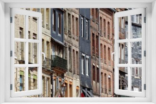 Fototapeta Naklejka Na Ścianę Okno 3D - Façade habitations Honfleur