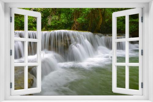 Fototapeta Naklejka Na Ścianę Okno 3D - Huay mae kamin waterfall in Kanchanaburi Thailand