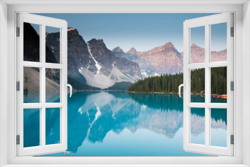 Fototapeta Naklejka Na Ścianę Okno 3D - Moraine Lake, Banff