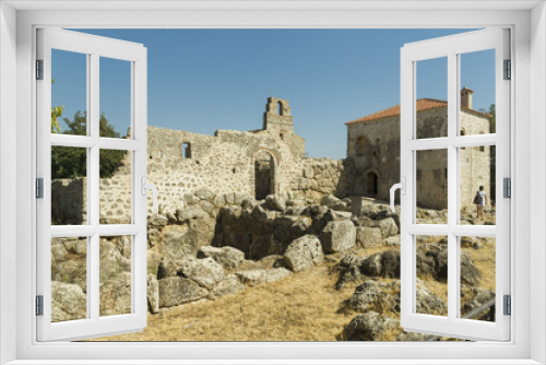 Fototapeta Naklejka Na Ścianę Okno 3D - Nekromantio preveza Greece ancient ruins