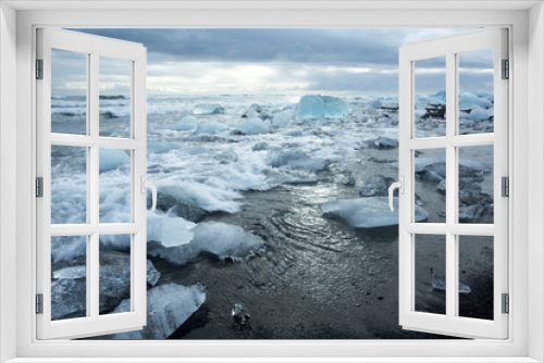 Fototapeta Naklejka Na Ścianę Okno 3D - Ice storm