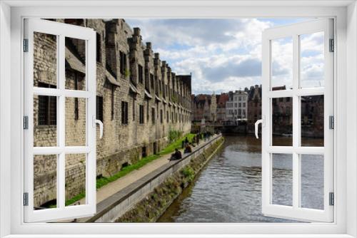 Fototapeta Naklejka Na Ścianę Okno 3D - Ghent