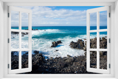 Fototapeta Naklejka Na Ścianę Okno 3D - Hawaii blue sky blue water and rocks