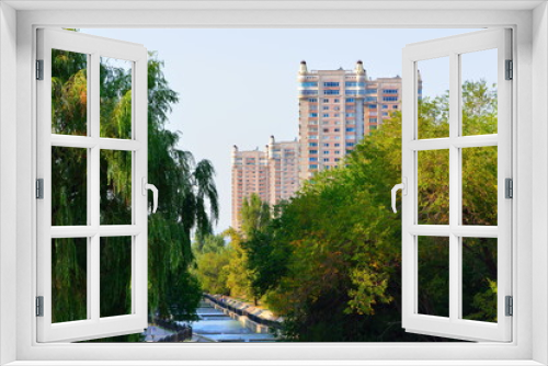 Fototapeta Naklejka Na Ścianę Okno 3D - Almaty city landscape