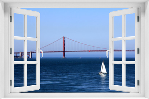 Fototapeta Naklejka Na Ścianę Okno 3D - San Francisco, USA, Golden Gate Bridge with sailing boats