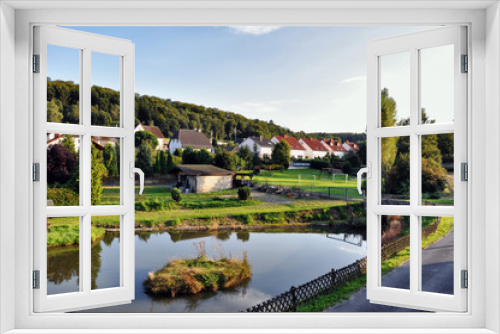Fototapeta Naklejka Na Ścianę Okno 3D - Beautiful landscape and lake, frankfurt