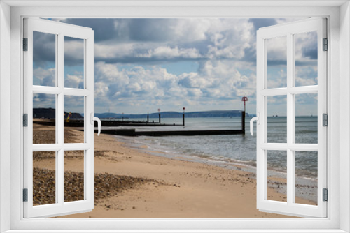 Fototapeta Naklejka Na Ścianę Okno 3D - Southbourne Coastal view
