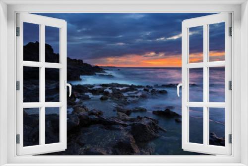 Fototapeta Naklejka Na Ścianę Okno 3D - Sunset at rocks