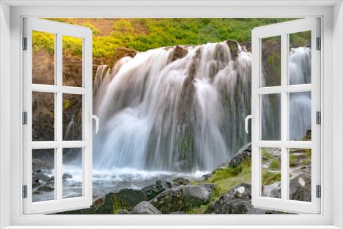Fototapeta Naklejka Na Ścianę Okno 3D - Small Roadside Waterfall