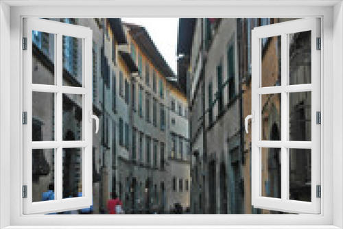Fototapeta Naklejka Na Ścianę Okno 3D - Arezzo, le strade del centro storico
