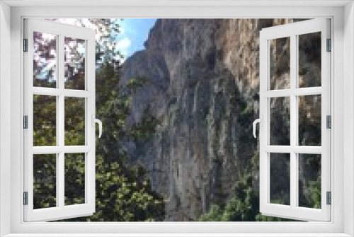 Fototapeta Naklejka Na Ścianę Okno 3D - Le sentier blanc martel