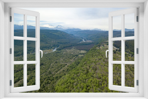 Fototapeta Naklejka Na Ścianę Okno 3D - Tomas aéreas de naturaleza, campos de Chillán, Chile