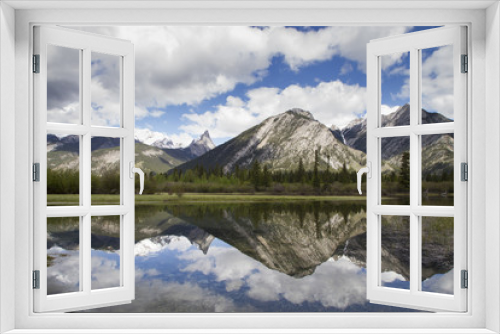 Fototapeta Naklejka Na Ścianę Okno 3D - Mountains and Lake