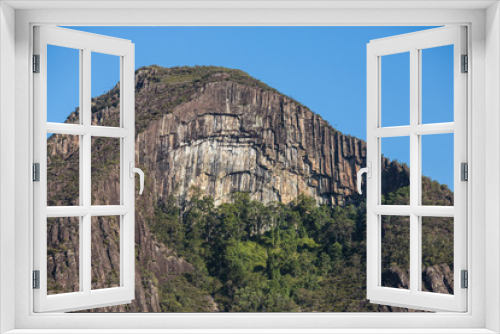 Fototapeta Naklejka Na Ścianę Okno 3D - Glasshouse mountains