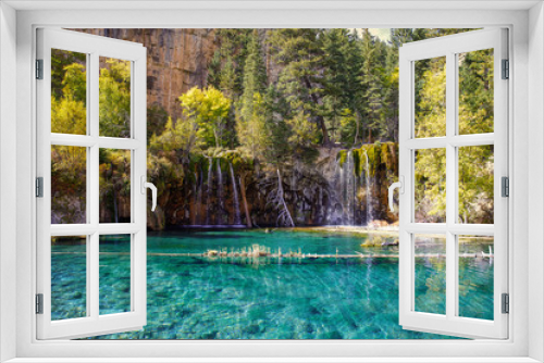 Fototapeta Naklejka Na Ścianę Okno 3D - Colorado hanging lake